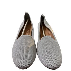 Women’s Silver/Gray Slip-On Flats
Size: 11 · Comfortable Everyday Shoes
